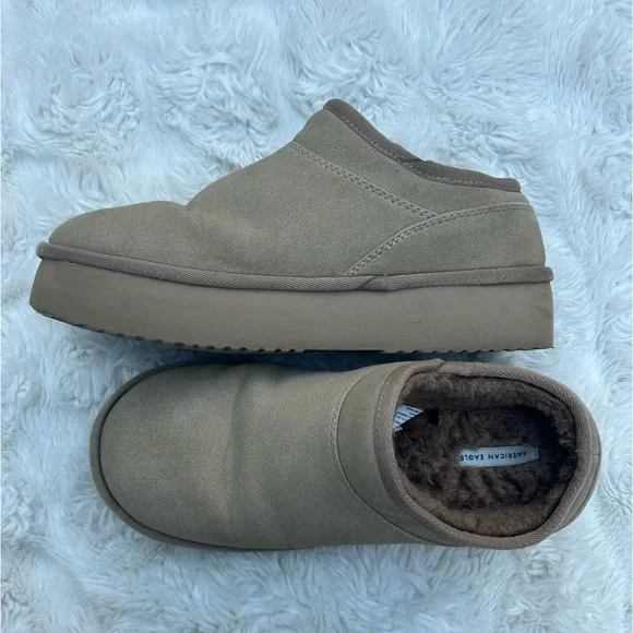 American eagle low ugg boots - Picture 1 of 5